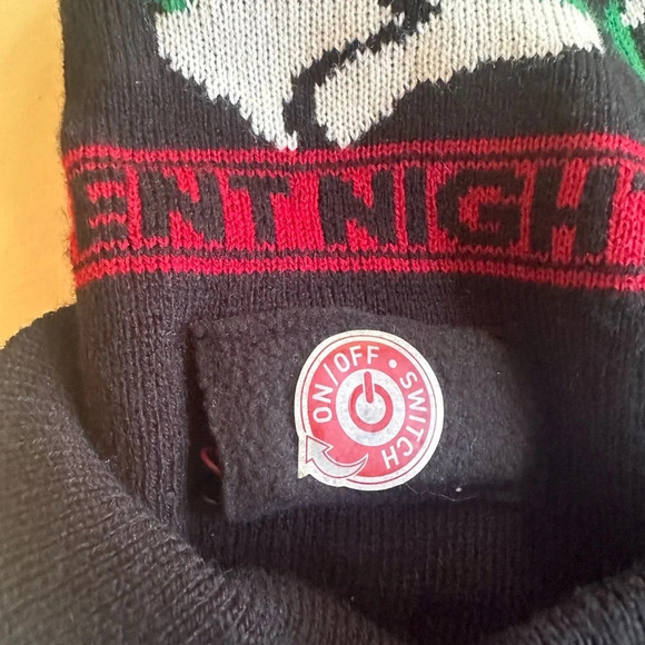 Capella New York Christmas LED Light Up Hat New With Tags Silent Night NEW FUN! - Picture 6 of 8
